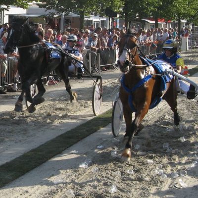 strandfeest-beverwijk-Paardenkoers1 strandfeest-beverwijk-Paardenkoers1